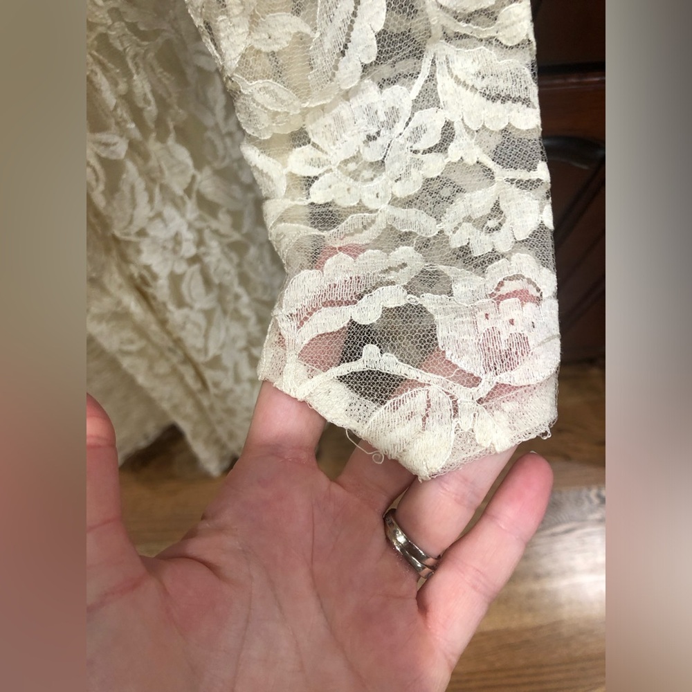 Saks Fifth Avenue Vintage 1950s Lace Wedding Dress Gown Sz M RARE FIND - Picture 3 of 16